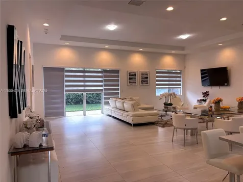 15062 SW 177th Terrace Miami FL 33187