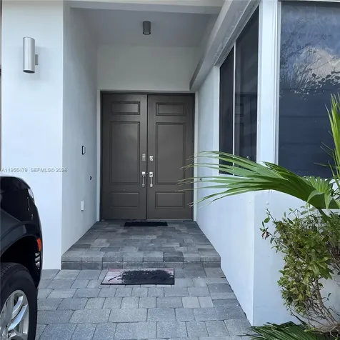 15062 SW 177th Terrace Miami FL 33187