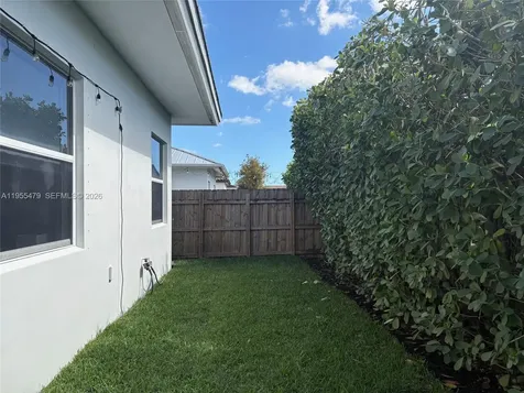 15062 SW 177th Terrace Miami FL 33187