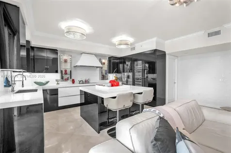 333 Las Olas Way Fort Lauderdale FL 33301