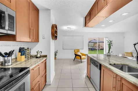 8606 SW 3rd Street Pembroke Pines FL 33025