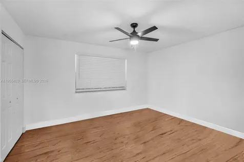 8606 SW 3rd Street Pembroke Pines FL 33025