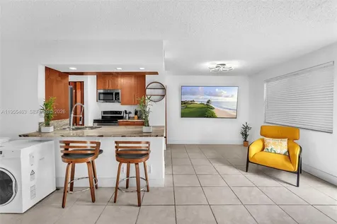 8606 SW 3rd Street Pembroke Pines FL 33025