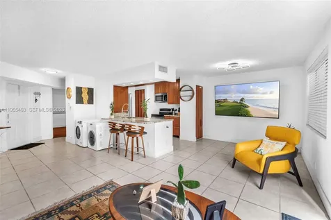 8606 SW 3rd Street Pembroke Pines FL 33025