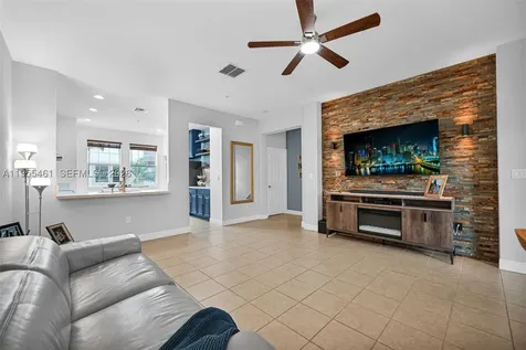 2666 SW 118th Road Miramar FL 33025
