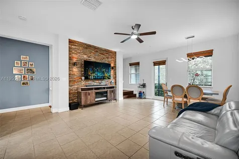 2666 SW 118th Road Miramar FL 33025