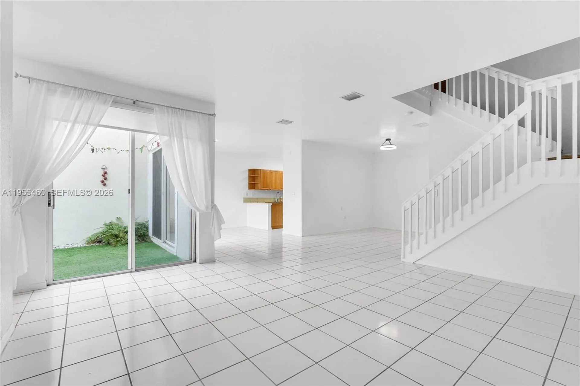 1120 Cliffrose Street Hollywood FL 33019