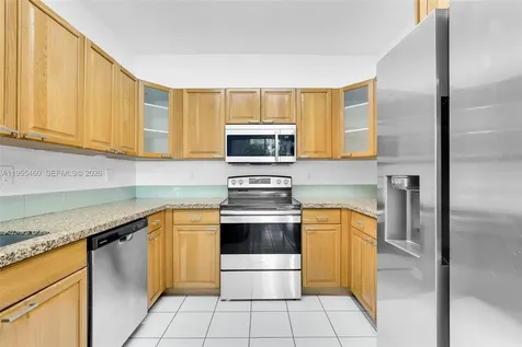 1120 Cliffrose Street Hollywood FL 33019