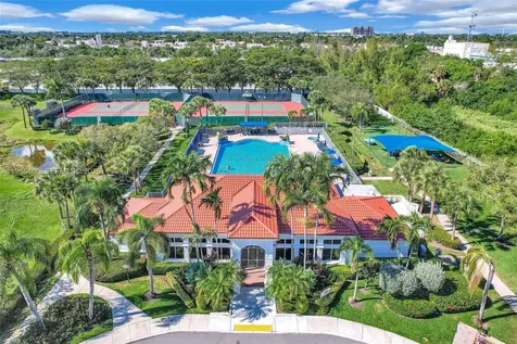 1120 Cliffrose Street Hollywood FL 33019