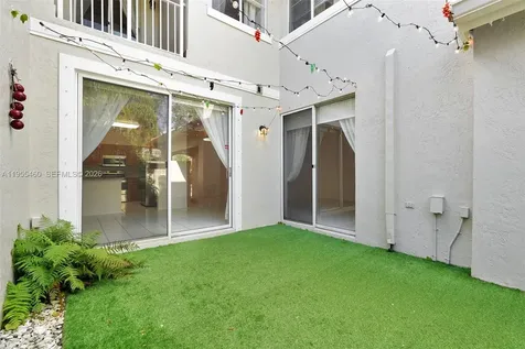 1120 Cliffrose Street Hollywood FL 33019