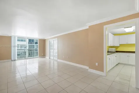 6039 Collins Avenue Miami Beach FL 33140