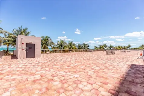 6039 Collins Avenue Miami Beach FL 33140