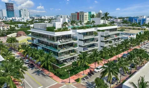 300 E Collins Avenue Miami Beach FL 33139