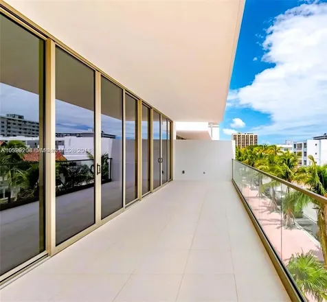 300 E Collins Avenue Miami Beach FL 33139