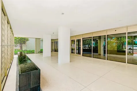 300 E Collins Avenue Miami Beach FL 33139