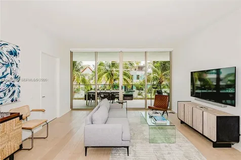 300 E Collins Avenue Miami Beach FL 33139