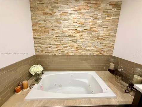 2865 Begonia Way Cooper City FL 33026