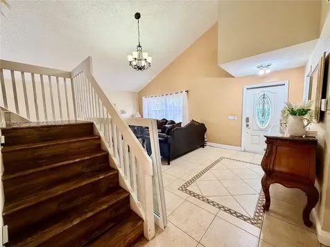 2865 Begonia Way Cooper City FL 33026