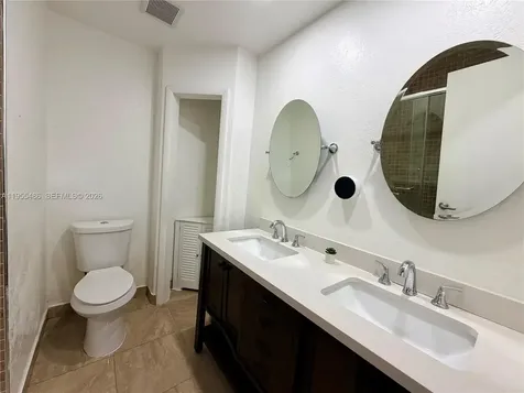 2865 Begonia Way Cooper City FL 33026