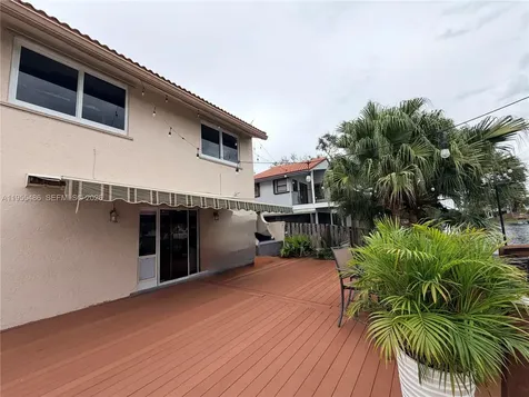 2865 Begonia Way Cooper City FL 33026