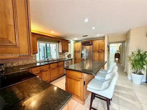 2865 Begonia Way Cooper City FL 33026