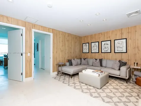 360 Ocean Drive Key Biscayne FL 33149