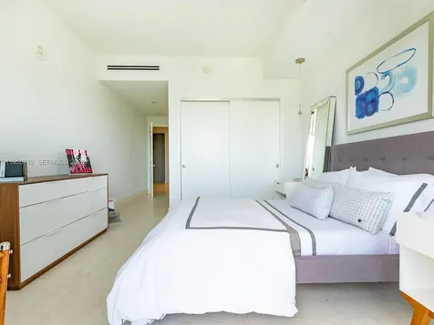 360 Ocean Drive Key Biscayne FL 33149