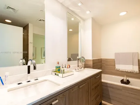 360 Ocean Drive Key Biscayne FL 33149