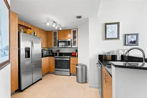 7910 Harbor Island Drive North Bay Village FL 33141