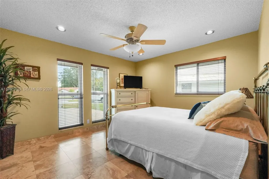 6975 Bianchini Circle Boca Raton FL 33433