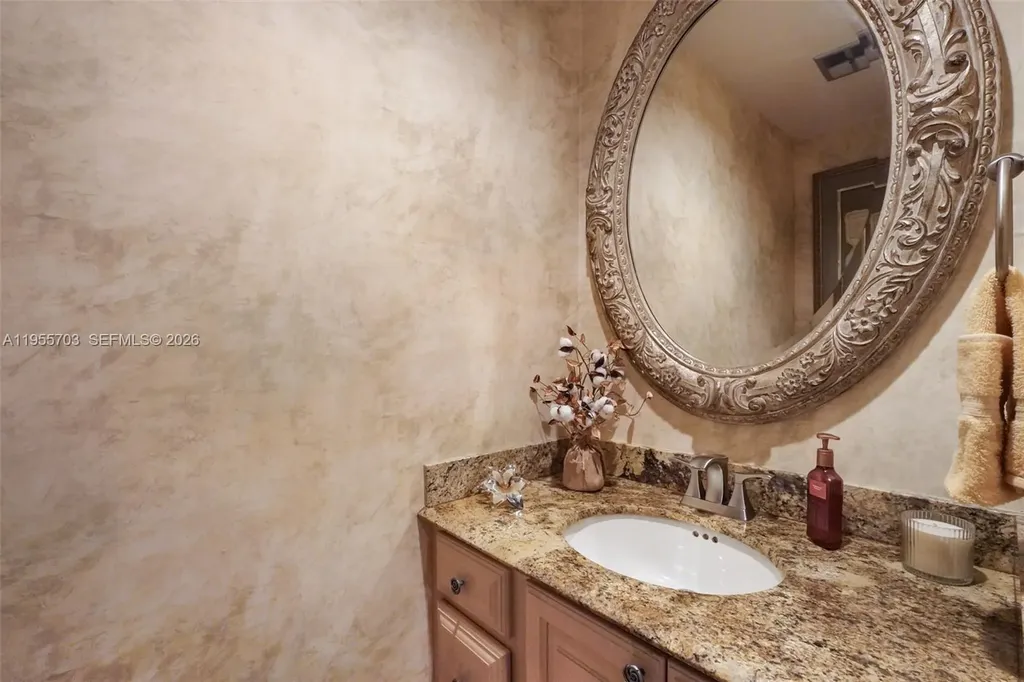 6975 Bianchini Circle Boca Raton FL 33433