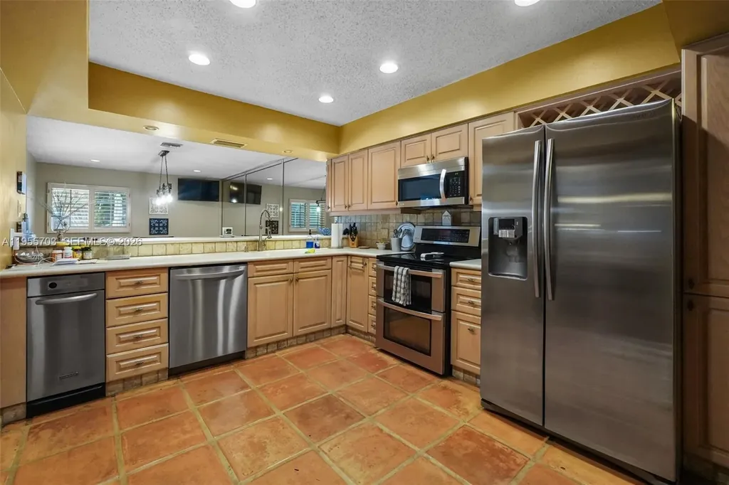 6975 Bianchini Circle Boca Raton FL 33433