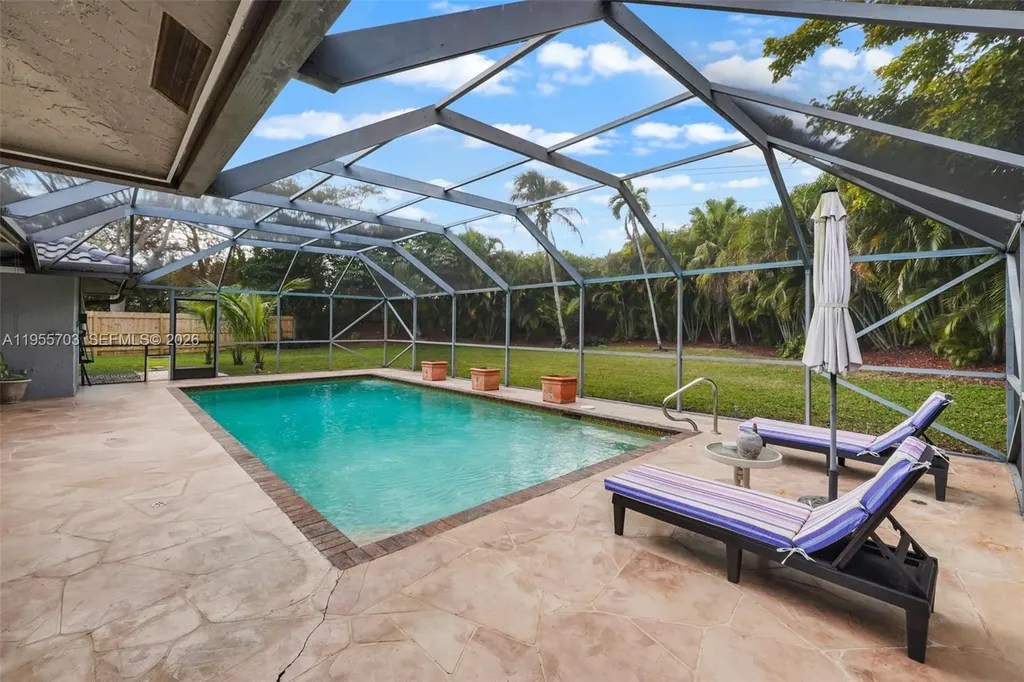 6975 Bianchini Circle Boca Raton FL 33433