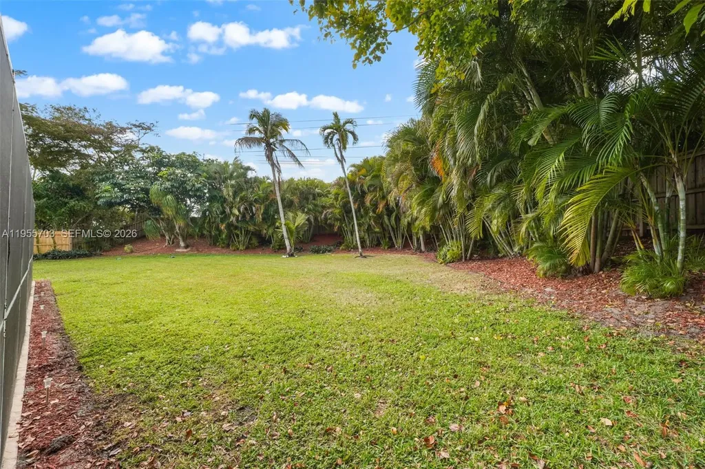 6975 Bianchini Circle Boca Raton FL 33433