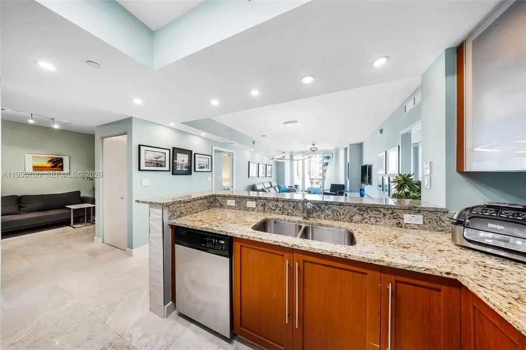 2831 N Ocean Boulevard Fort Lauderdale FL 33308