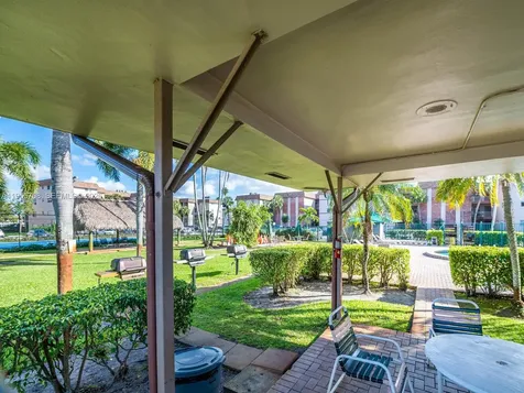 8161 SW 24th Court Davie FL 33324