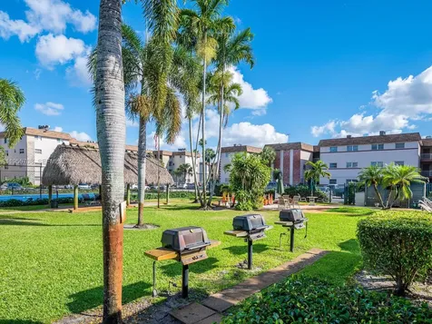8161 SW 24th Court Davie FL 33324