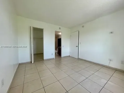 8260 SW 210th Street Cutler Bay FL 33189
