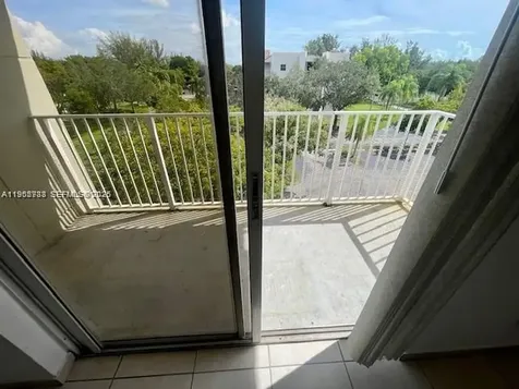 8260 SW 210th Street Cutler Bay FL 33189