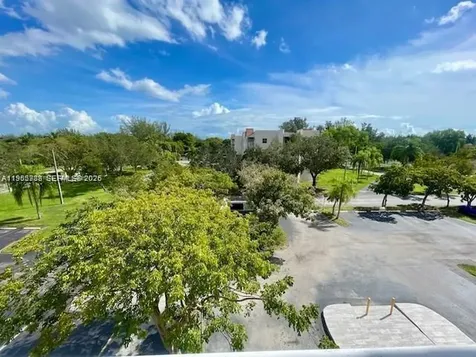 8260 SW 210th Street Cutler Bay FL 33189
