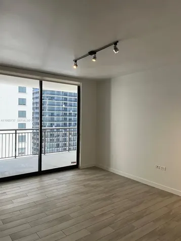 999 SW 1st Avenue Miami FL 33130