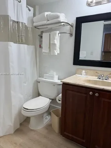 19201 Collins Avenue Sunny Isles Beach FL 33160