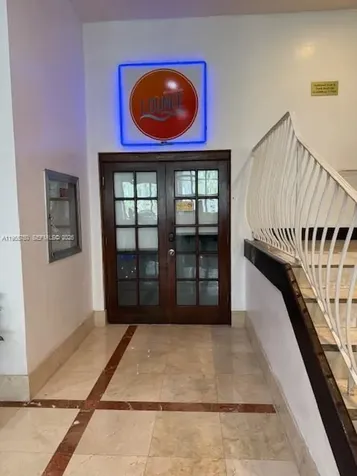 19201 Collins Avenue Sunny Isles Beach FL 33160