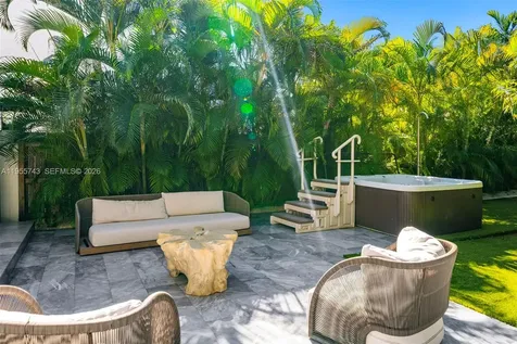 3166 Royal Palm Avenue Miami Beach FL 33140