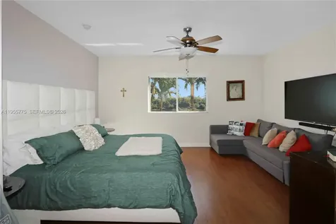 941 SW 148th Place Miami FL 33194