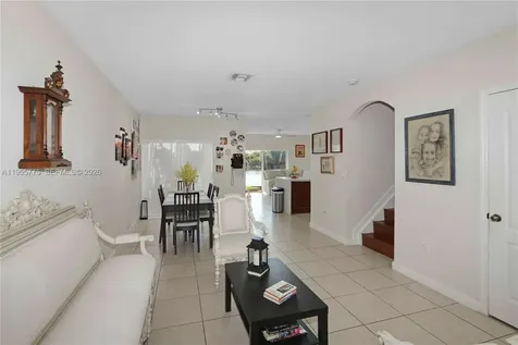 941 SW 148th Place Miami FL 33194