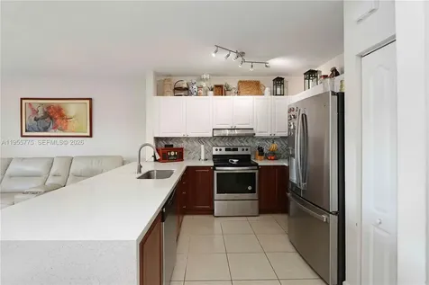 941 SW 148th Place Miami FL 33194