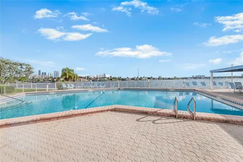 3020 Marcos Drive Aventura FL 33160