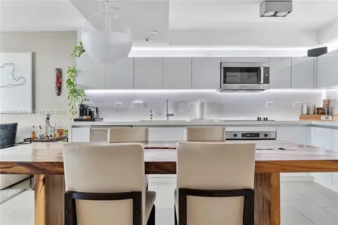 102 24th Street Miami Beach FL 33139