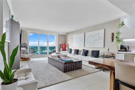 102 24th Street Miami Beach FL 33139